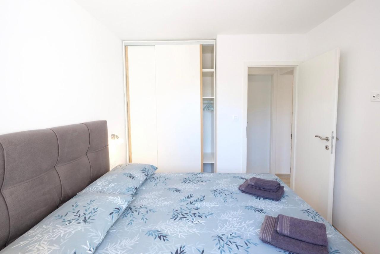 Apartment Smile Солин Экстерьер фото